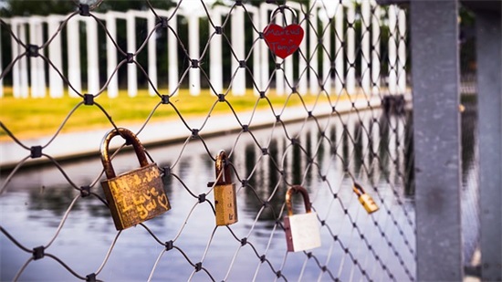 让人潸然泪下的句子