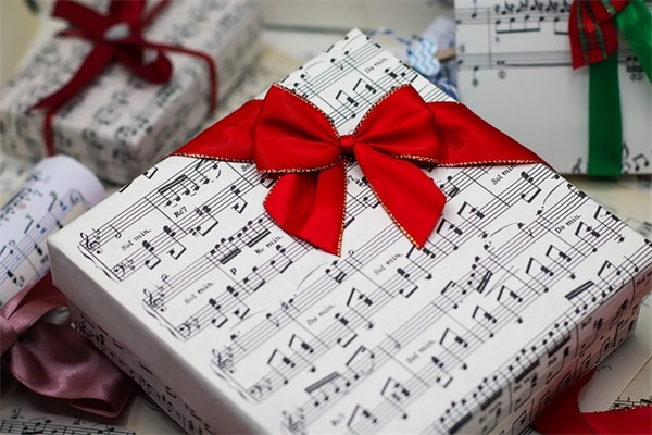 关于爱国的诗句大全64句