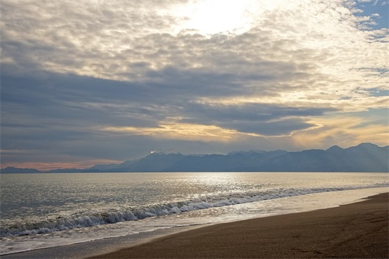 描写冬至的诗句有哪些 有关冬至的经典诗句