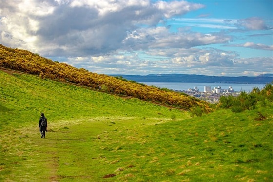 男生qq网名往事随风