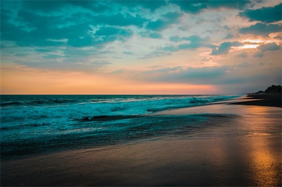 老师对学生未来寄语 【老师对学生的祝福和未来的期许话】